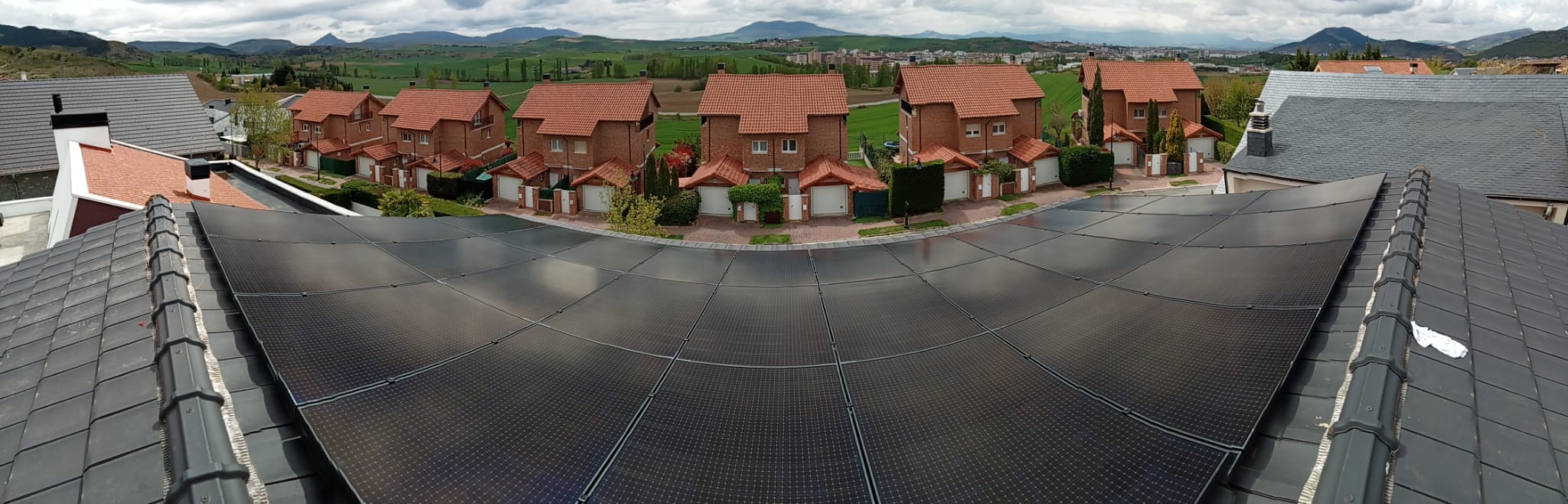 Instalación de paneles solares en Gorraiz
